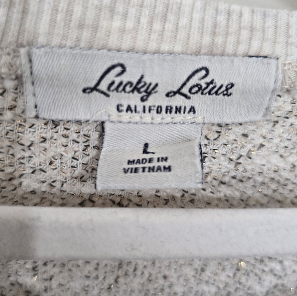 ⭐️40% Off⭐️ Lucky Lotus Pullover Crewneck Sweater - Picture 9 of 12